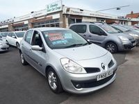 Usado Renault Clio II Expression 2008 Prateado Citadino