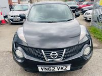 Usado Nissan Juke Acenta 110 HP (80 kW) 2012 Preto SUV