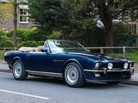 Usado Aston Martin V8 315 CV (231 kW) 1986 Azul Coupe