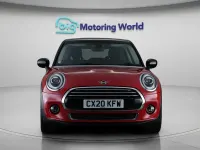 Usado Mini Cooper Exclusive 136 CV (100 kW) 2020 Rojo Utilitario
