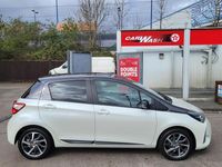 Used Toyota Yaris 107 HP (78 kW) 2019 White Hatchback