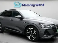 Usado Audi e-tron Black Edition 300 kW (408 HP) 2022 SUV