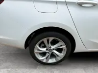 Used Vauxhall Astra SRi 150 HP (110 kW) 2018 White Estate