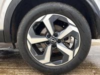 Used Nissan Qashqai N-Connecta 158 HP (116 kW) 2022 Silver SUV