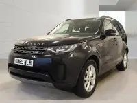Used Land Rover Discovery 5 SE 2019 Black SUV