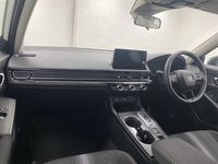 Used Honda Civic Elegance 182 HP (133 kW) 2022 White Hatchback