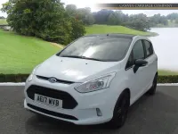 Used Ford B-MAX Zetec 2017 White MPV