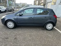 Second-hand Vauxhall Corsa Club 90 CP (66 kW) 2007 Albastru Hatchback