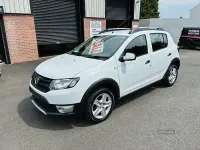 Used Dacia Sandero Ambiance 90 HP (66 kW) 2016 White Hatchback