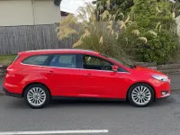 Used Ford Focus Titanium X 120 HP (88 kW) 2018 Red Estate