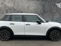 Usado Mini Cooper S Hatch 201 HP (147 kW) 2025 Branco Citadino
