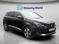 Second-hand Peugeot 5008 Allure+ 131 CP (96 kW) 2023 Negru SUV