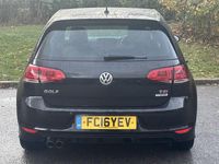Begagnad VW Golf VII R-line 150 HK (110 kW) 2016 Svart Halvkombi