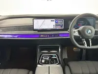 Usado Mini Cooper Sport 118 kW (161 CV) 2025 Negro Utilitario