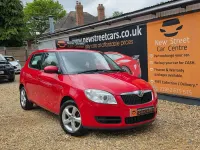 Używany Skoda Fabia 86 KM (63 kW) 2009 Czerwony Hatchback