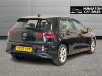 Second-hand VW Golf VIII S 150 CP (110 kW) 2023 Negru Hatchback