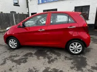 Used Kia Picanto 84 HP (61 kW) 2012 Red Hatchback