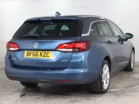 Used Vauxhall Astra SRi 105 HP (77 kW) 2016 Blue Estate