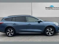 Used Ford Focus Active 155 HP (114 kW) 2023 Blue Estate