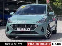 Used Hyundai i10 Premium 67 HP (49 kW) 2023 Green Hatchback