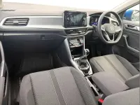 Used VW T-Roc Life 110 HP (80 kW) 2022 Blue SUV