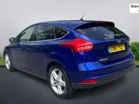 Used Ford Focus Zetec 125 HP (91 kW) 2017 Blue Hatchback
