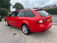 Usado Skoda Octavia SE L 150 CV (110 kW) 2019 Rojo Familiar