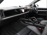 Used Porsche Cayenne 464 HP (341 kW) 2024 Blue SUV