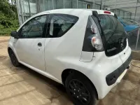 Begagnad Citroën C1 VTR Sport 68 HK (50 kW) 2011 Vit Halvkombi