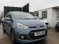 Used Hyundai i10 Premium 2015 Blue Hatchback