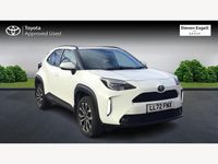 Used Toyota Yaris Hybrid Design 116 HP (85 kW) 2023 White Hatchback