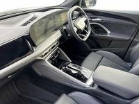 Used Audi Q5 Sportback Advanced 200 HP (147 kW) 2025 Green SUV