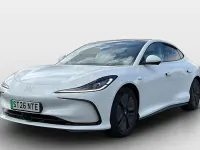 Used MG IM5 216 kW (295 HP) 2026 White Hatchback