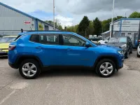 Begagnad Jeep Compass Longitude 140 HK (102 kW) 2019 Blå SUV