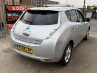 Second-hand Nissan Leaf 80 kW (109 CP) 2011 Argintiu Hatchback