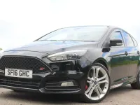 Used Ford Focus ST 250 HP (183 kW) 2016 Black Hatchback