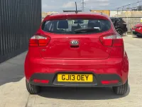 Used Kia Rio 84 HP (61 kW) 2013 Red Hatchback