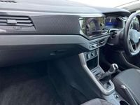 Used VW Polo Life 95 HP (69 kW) 2024 White Hatchback