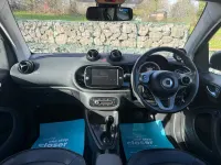 Used Smart ForTwo Electric Drive Exclusive 60 kW (82 HP) 2022 Cool silver metallic Coupe