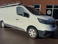 Begagnad Renault Trafic Business 2022 Vit Minibuss
