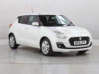 Begagnad Suzuki Swift SZ-T 111 HK (81 kW) 2019 Vit Halvkombi