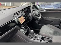 Used VW Touran SEL 150 HP (110 kW) 2025 Black MPV