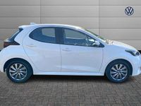 Used Toyota Yaris Hybrid 113 HP (83 kW) 2023 White Hatchback