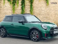 Used Mini John Cooper Works Hatch 231 HP (169 kW) 2025 Green Hatchback