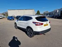 Used Nissan Qashqai Tekna 2014 White SUV