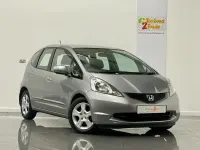 Used Honda Jazz ES 100 HP (73 kW) 2010 Silver Hatchback