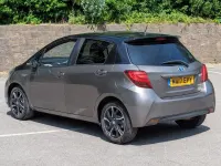 Used Toyota Yaris Design 100 HP (73 kW) 2017 Bronze Hatchback