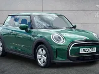 Used Mini Cooper Classic 134 HP (98 kW) 2023 Green Hatchback