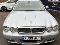 Used Jaguar XJ 340 HP (250 kW) 2019 Grey Sedan