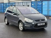 Usado Ford S-MAX Titanium 2012 Gris Monovolumen